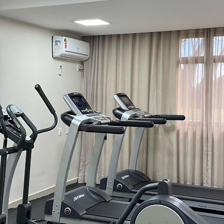 Sia Park Executive Hotel Candangolandia Bagian luar foto