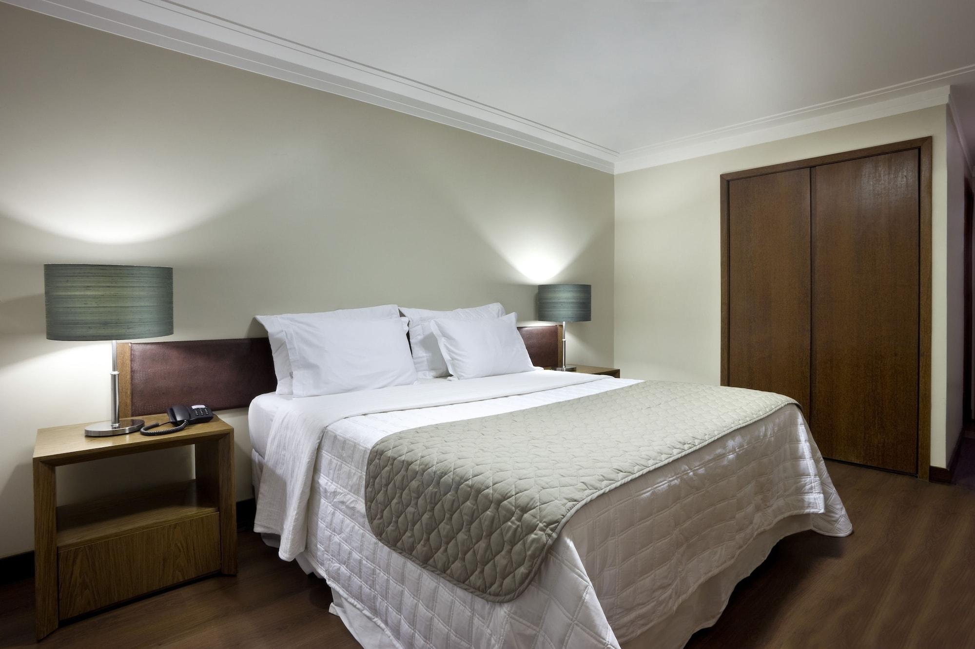 Sia Park Executive Hotel Candangolandia Bagian luar foto