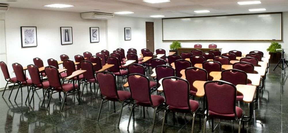 Sia Park Executive Hotel Candangolandia Bagian luar foto