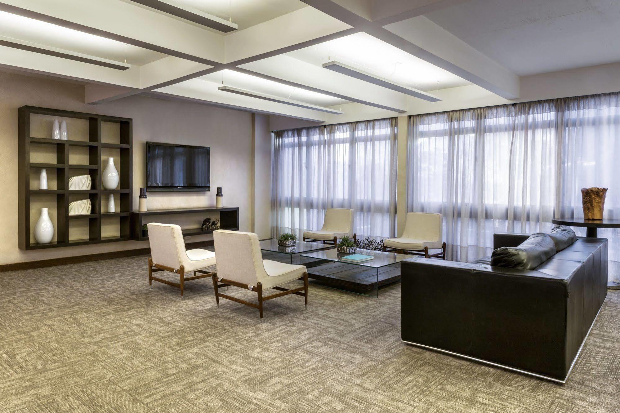 Sia Park Executive Hotel Candangolandia Bagian luar foto